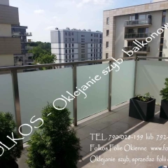 Folie na szklane balkony Warszawa - Usługa oklejania balkonów folią prywatyzującą -Folie matowe na szyby balkonowe Warszawa TEL.792-457-282